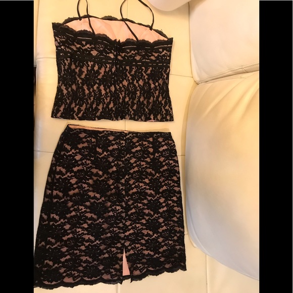 Laundry 2 Piece Skirt Set - Picture 4 of 6